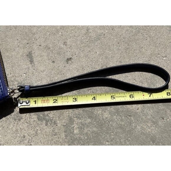 Juicy Couture Blue Faux Leather Pouch Wristlet Wallet Clutch Purse Black Lining - Picture 6 of 16